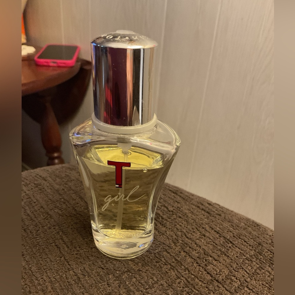 T Girl by Tommy Hilfiguer 1.0 oz / 30 ml eau de toilette spray Perfume ￼